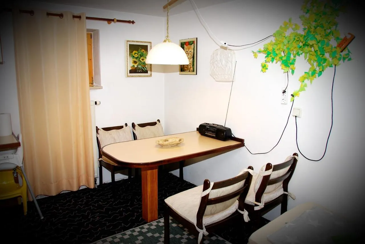Homestay Apartment Heidi Oberasbach Germany